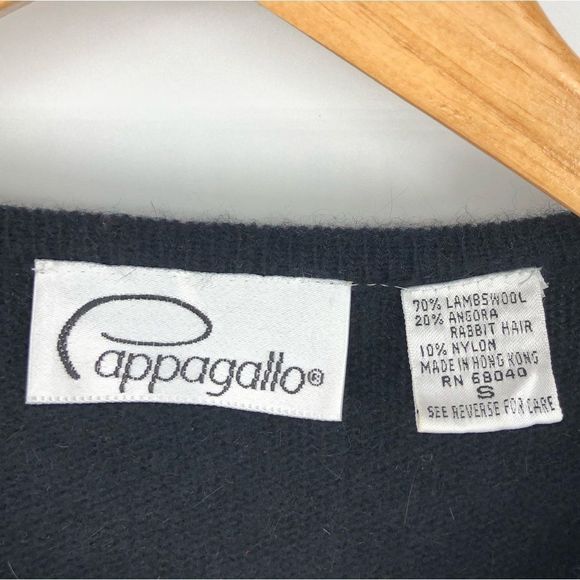 90’s Vintage Beaded Embroidered Lambswool Angora Long Sleeve Sweater size Small - Picture 9 of 12